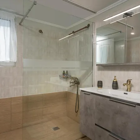 Mystique Sunset View Hanya